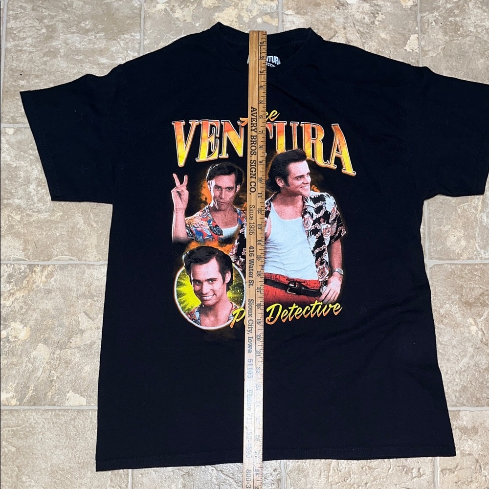**Last chance** Ace Ventura Black Graphic Tee - Picture 4 of 6